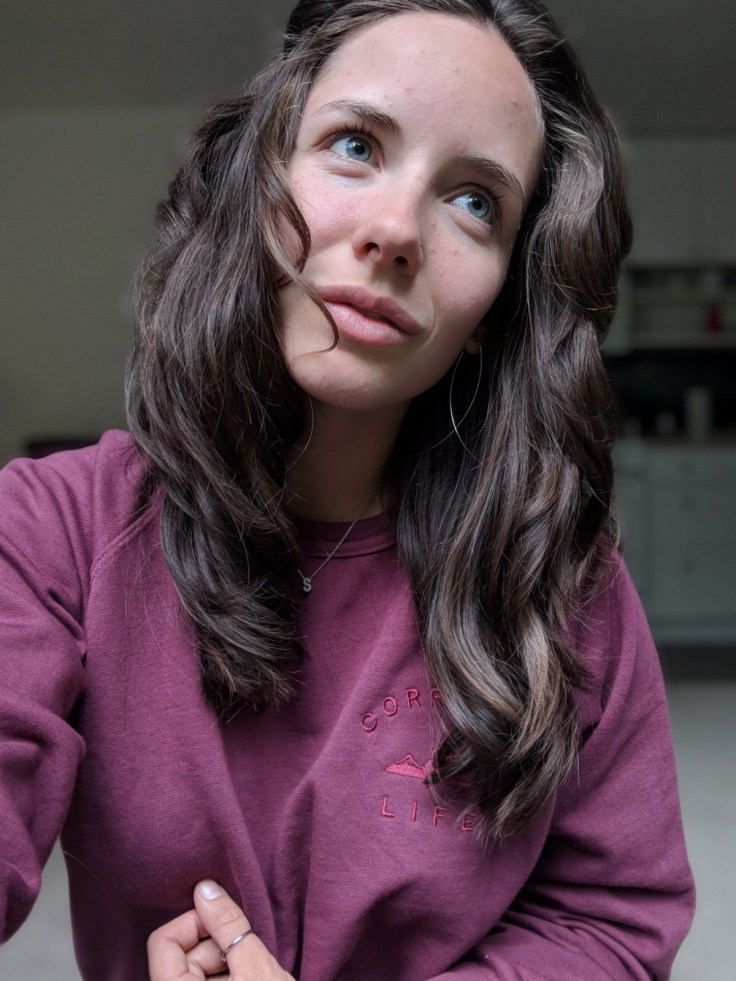 00100sPORTRAIT_00100_BURST20180428163338009_COVER